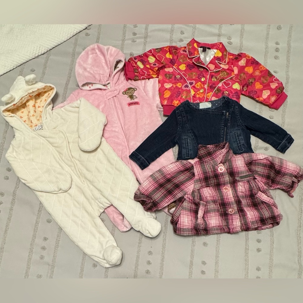 Baby girls 6-9 months winter wear.
